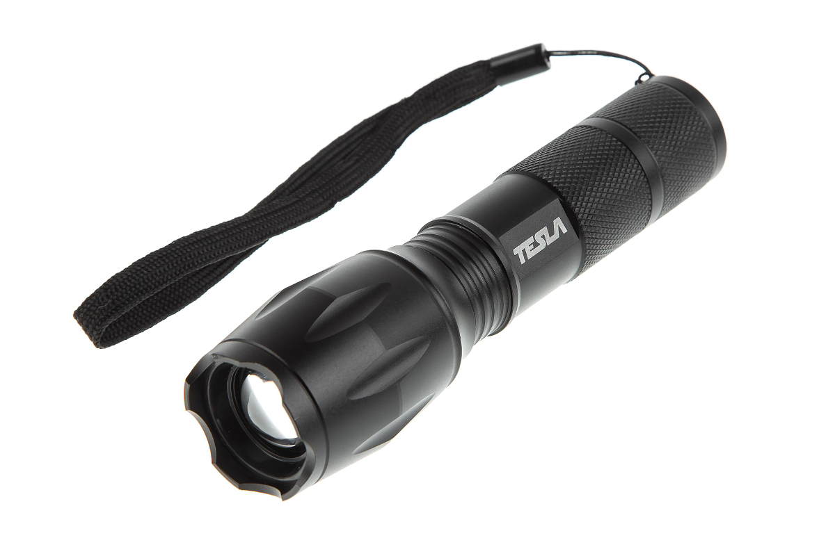 Фонарь с фокусировкой Tesla LK1-220P 540096 Фонарь с фокусировкой Tesla LK1-220P 540096