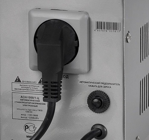 Стабилизатор Ресанта АСН-1000/1-Ц (63/6/2) Стабилизатор Ресанта АСН-1000/1-Ц (63/6/2)